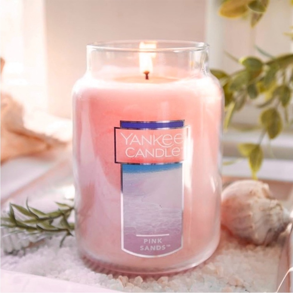 NWT-Yankee Candle Pink Sands 22oz Lrg Single Wick Candle, 110 Hours of Burn.